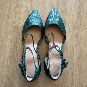 Anthropologie green/black snake print strappy block heel women's Size 8W